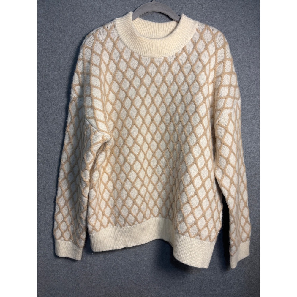 Soft Diamond Pattern Sweater Large Cream Beige Cozy Minimalist Knit Quiet Luxury